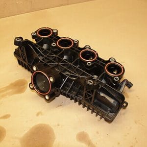 USED YAMAHA INTAKE MANIFOLD -6ET-13641-11